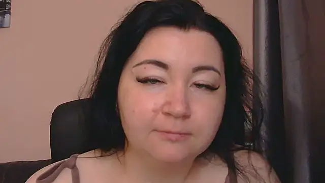Medjik_lool élő XXX-chatje