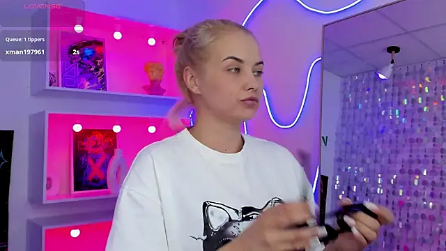 StephanieSweety Chat XXX in diretta
