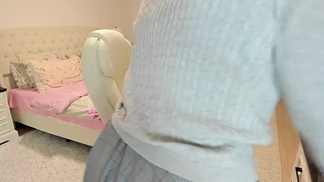 Vika73 Adlı Modelin Canlı XXX Sohbeti