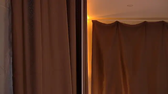 JennyPortmanのライブXXXチャット
