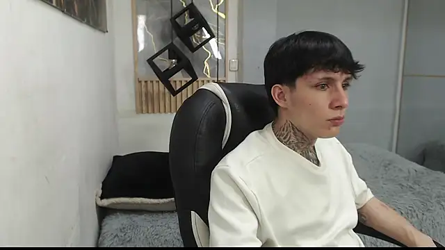 Cry_thereal Live XXX-chat