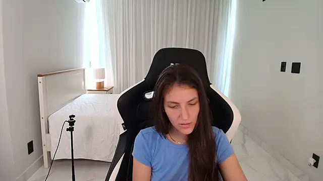 upssnowy Adlı Modelin Canlı XXX Sohbeti