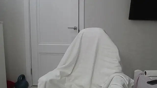 maxi_foxxx: απευθείας συνομιλία ΧΧΧ