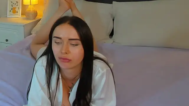 KellyWhites Chat XXX in diretta