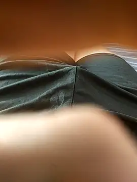 mmmmmnnbbg Webcam show