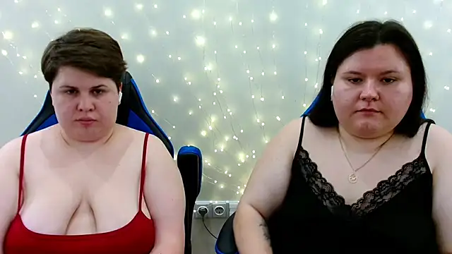 BeckyAndHellen Adlı Modelin Canlı XXX Sohbeti