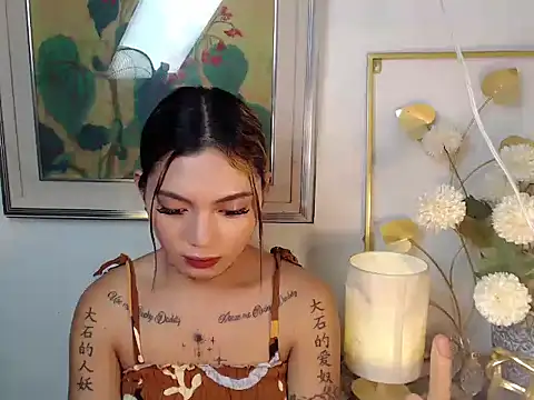 Lucy_Summer Adlı Modelin Web Kamerası Şovu