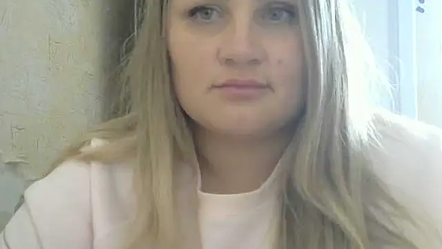 Honeydew-Waves live XXX chat