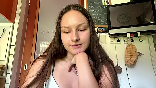 ShaylaChong's Live XXX Chat