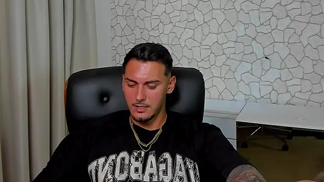 ClintMasters' Live XXX Chat