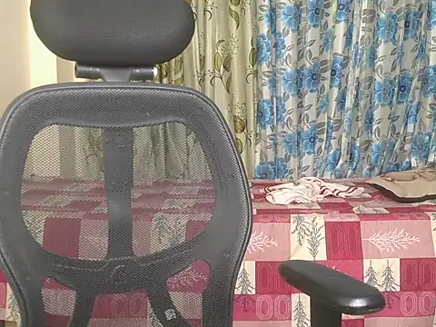 Wow-ruchi's Live XXX Chat