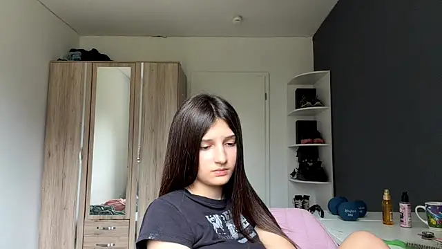 SpanishRooter Live XXX Chat