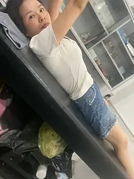 Ivy_Trix2 live XXX chat
