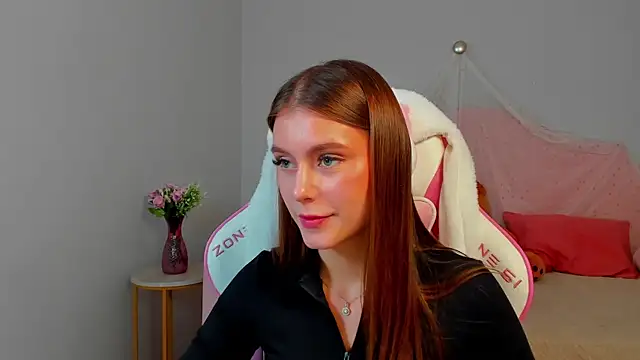 EricaFoxes' Live XXX Chat