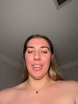 Aussielulu's Live XXX Chat