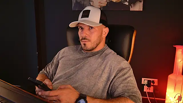 Chat +18 de AngeloEric ao vivo