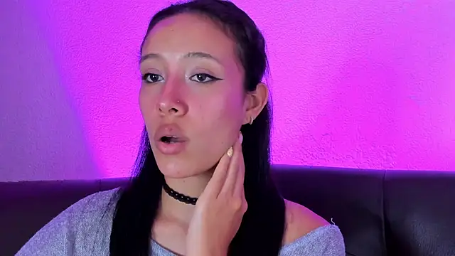 Chat XXX ao vivo de Alicee_drool