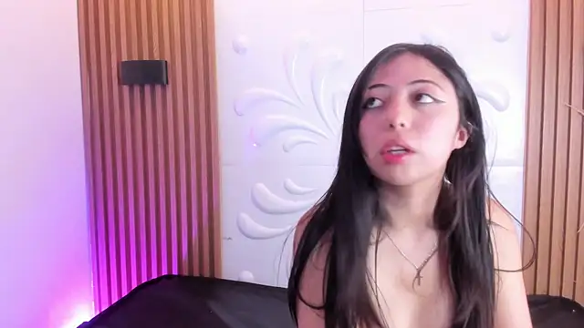 Melody_Moore7's Live XXX Chat