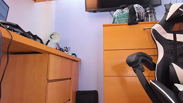 MikeMiller2 – Naživo XXX chat