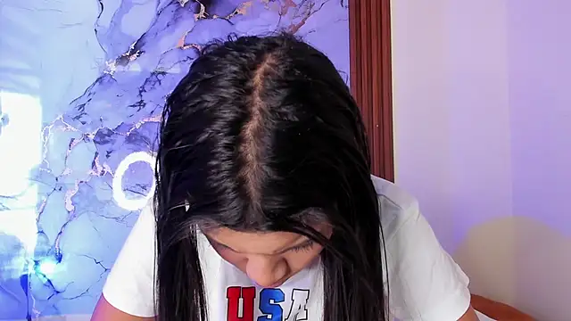 ImZoeBlake 现场XXX聊天