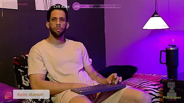 צ'אט XXX בשידור חי של Karim_mansur