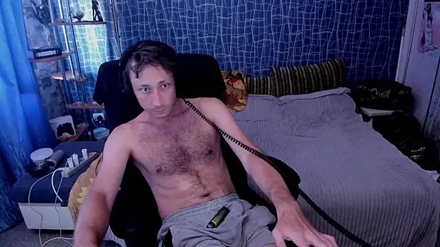 CuteBoy228's Live XXX Chat