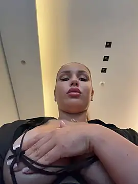 XXX chat uživo modela Syka0001