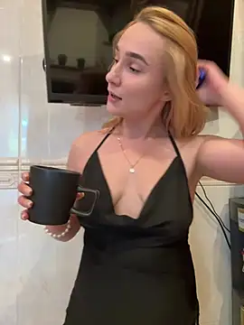SugarDanger élő XXX-chatje