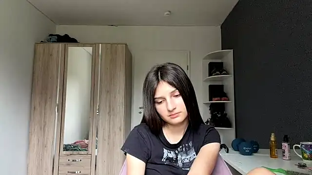 SpanishRooter's Live XXX Chat