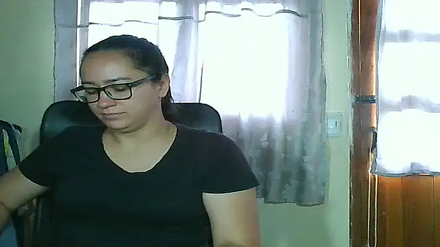 Nathalieprez4 Chat XXX in diretta