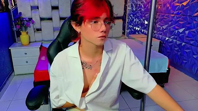 andy_Collin5 Adlı Modelin Canlı XXX Sohbeti