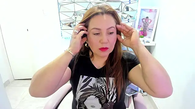 camixxx_m's Live XXX Chat