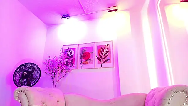 XXX chat uživo modela Maddie_T18