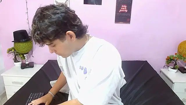 zayne_lyon – Naživo XXX chat