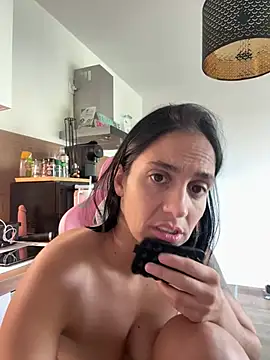 Chat XXX ao vivo de LaPetiteKim
