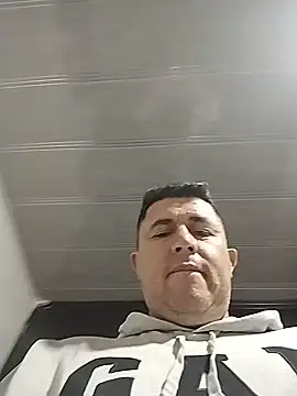 BigCristh79 élő XXX-chatje