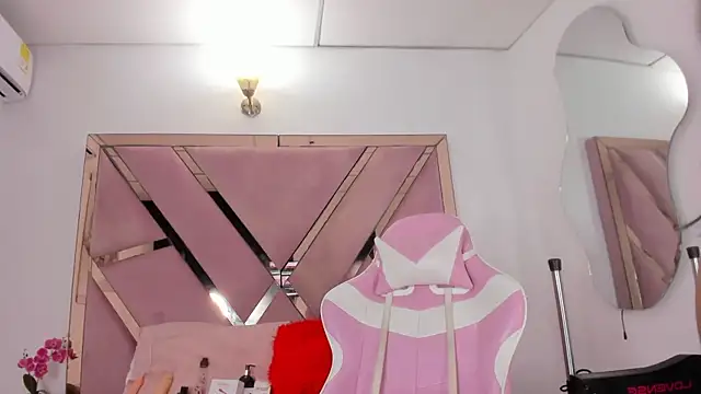 honeyhtx's Live XXX Chat