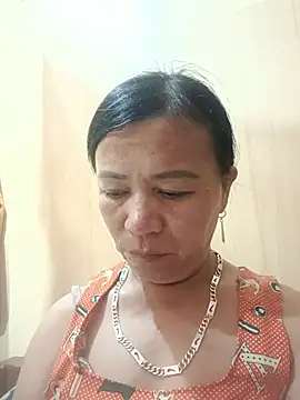 Chat XXX ao vivo de Chilly-wet