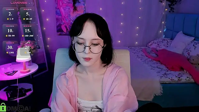 Lilac-Muse's Live XXX Chat