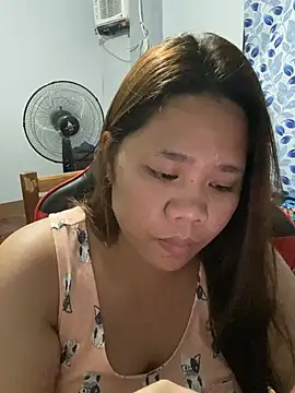 -CLARAMommy-n Live XXX chat