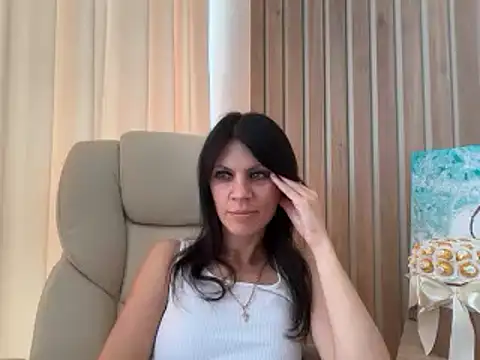 InjaAtHome's Live XXX Chat