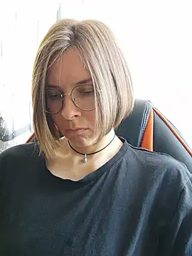 Chat XXX en directo de Aashikalaa