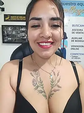 MAYE__13 라이브 XXX 채팅