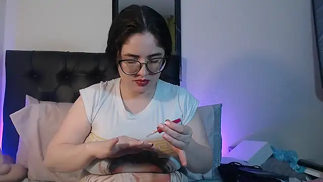 Chat XXX en directo de KrystalAdams