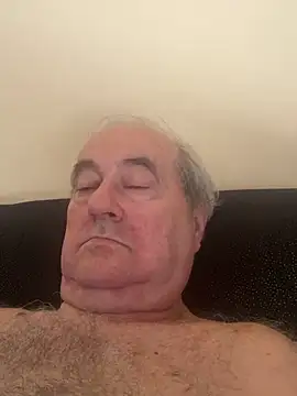 csikar's Live XXX Chat