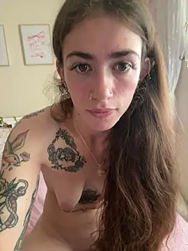 Show modela ValenciaTheVixenXX na web-kameri