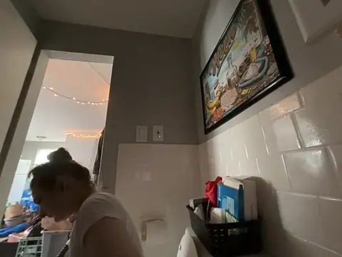 Snowbunnycake_131's Live XXX Chat