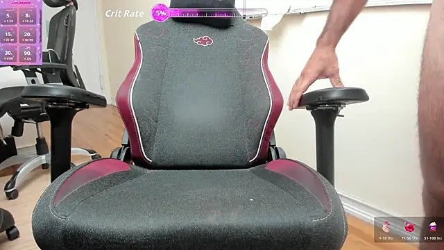 bear_russian_hunk's Webcam Show