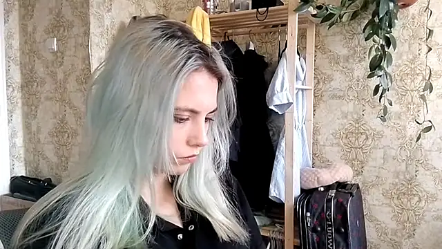 Helen18glo লাইভ XXX চ্যাট