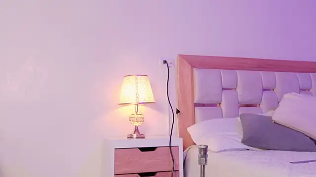 Chat XXX Live mia_hank